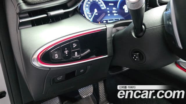 Genesis GV70 2022 — ფოტო 19/20