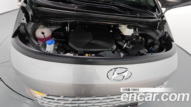 Hyundai Staria 2023 — Şəkil 6/20
