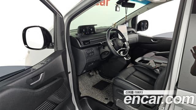 Hyundai Staria 2023 — Şəkil 10/20