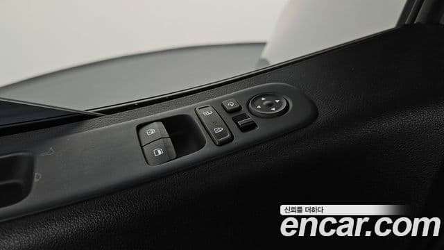 Hyundai Staria 2023 — Şəkil 19/20