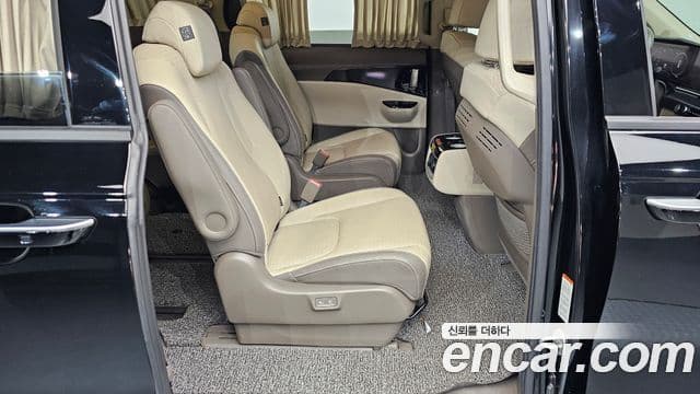 Kia Carnival 2021 — Şəkil 11/20