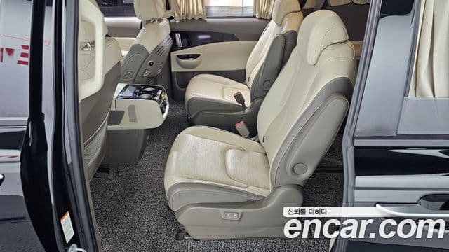 Kia Carnival 2021 — Şəkil 12/20