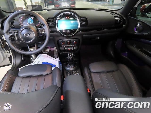 Mini Cooper S Clubman 2022 — ფოტო 19/20