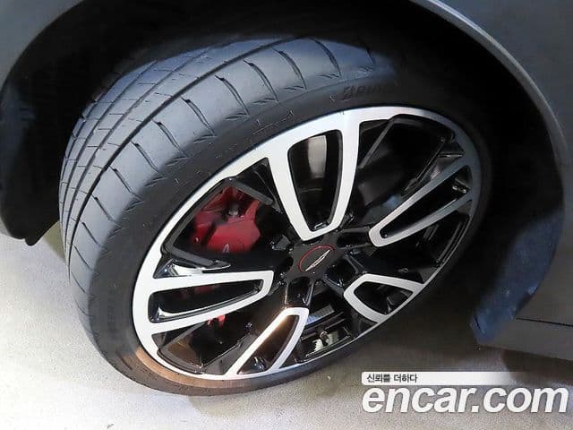 Mini Cooper S Clubman 2022 — ფოტო 7/20