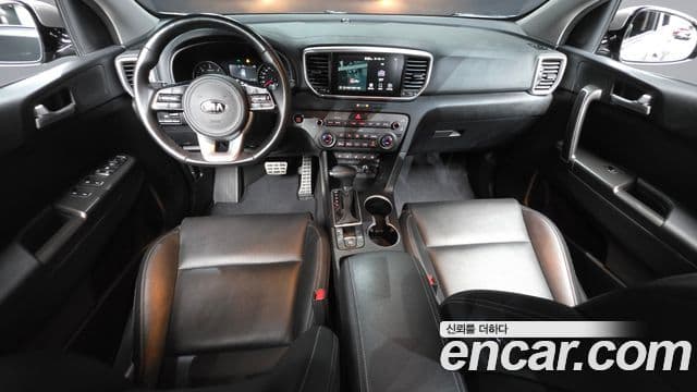 Kia Sportage The Bold 2021 — ფოტო 7/20