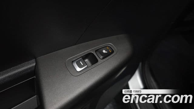 Kia Sportage The Bold 2021 — ფოტო 19/20