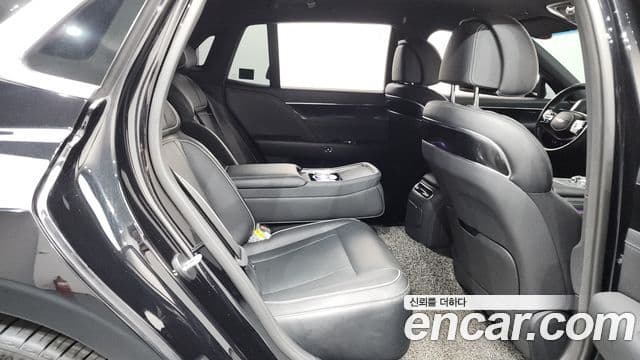 Genesis G90 2022 — ფოტო 11/20