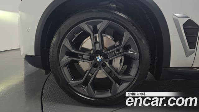 BMW X5 2024 — ფოტო 5/20
