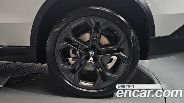 BMW X5 2024 — Photo 14/34