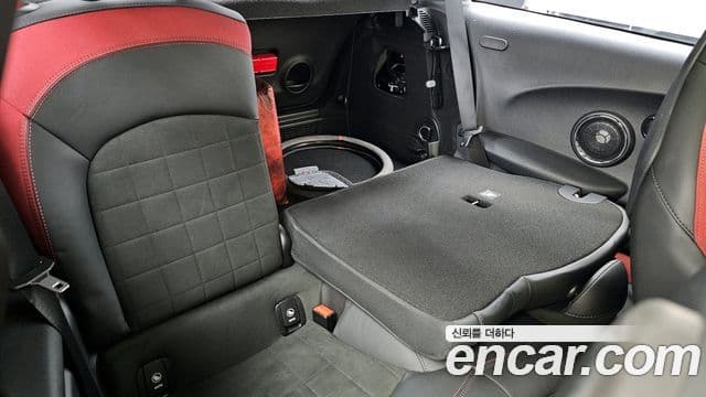 Mini Cooper S 2019 — ფოტო 5/20