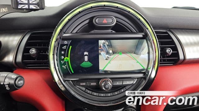 Mini Cooper S 2019 — ფოტო 3/20