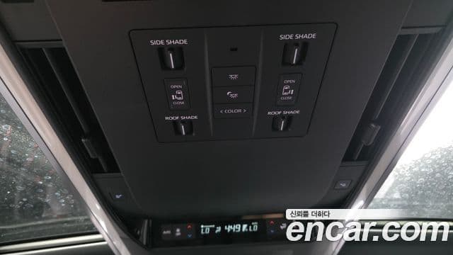 Toyota Alphard 2025 — Фото 19/20