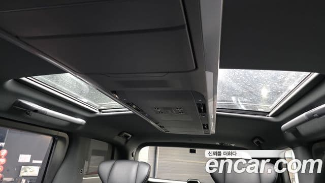 Toyota Alphard 2025 — Photo 3/43
