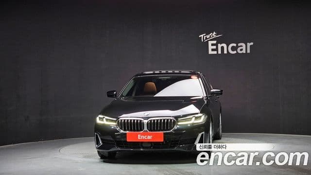 BMW 5 Series 2022 — Şəkil 5/20