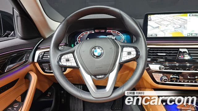 BMW 5 Series 2022 — Şəkil 3/20