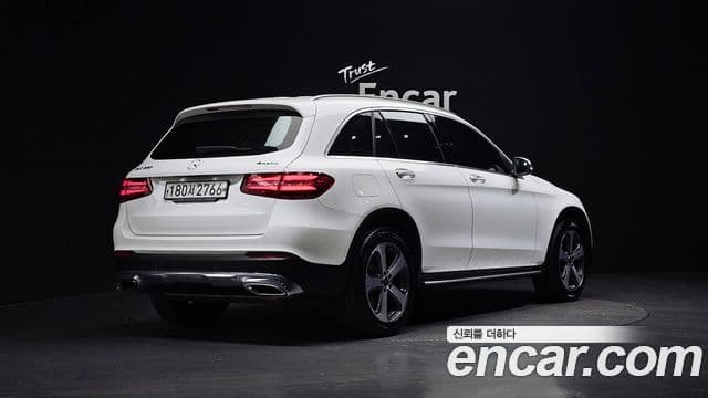 Mercedes-Benz GLC-Class 2019 — Şəkil 2/20