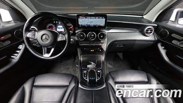 Mercedes-Benz GLC-Class 2019 — Şəkil 7/20