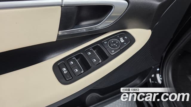 Hyundai Sonata 2019 — Фото 20/20