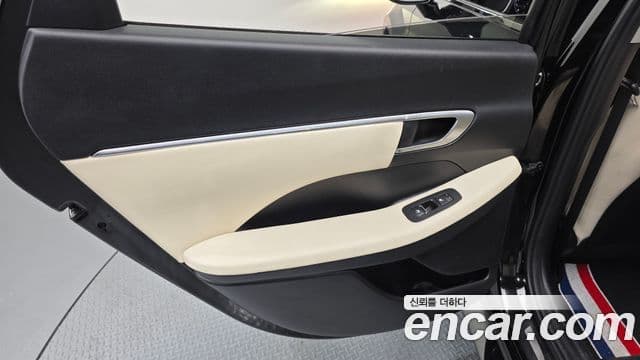 Hyundai Sonata Hybrid 2019 — Şəkil 7/30