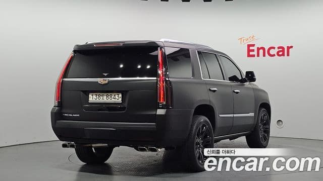 Cadillac Escalade 2020 — Şəkil 2/20