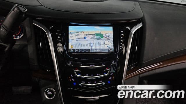 Cadillac Escalade 2020 — Şəkil 14/20