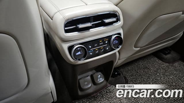 Genesis GV80 2020 — Şəkil 18/20