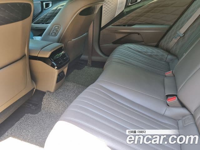 Kia K8 2021 — Şəkil 19/20