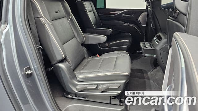 Cadillac Escalade 2022 — Photo 19/34
