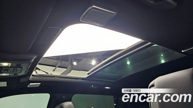 Cadillac Escalade 2022 — Photo 25/34