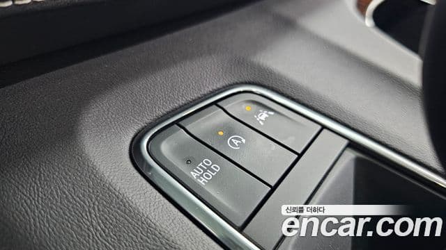 Cadillac Escalade 2022 — Photo 8/34