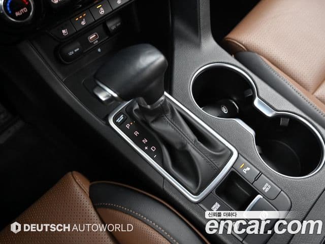 Kia Sportage The Bold 2020 — ფოტო 8/20
