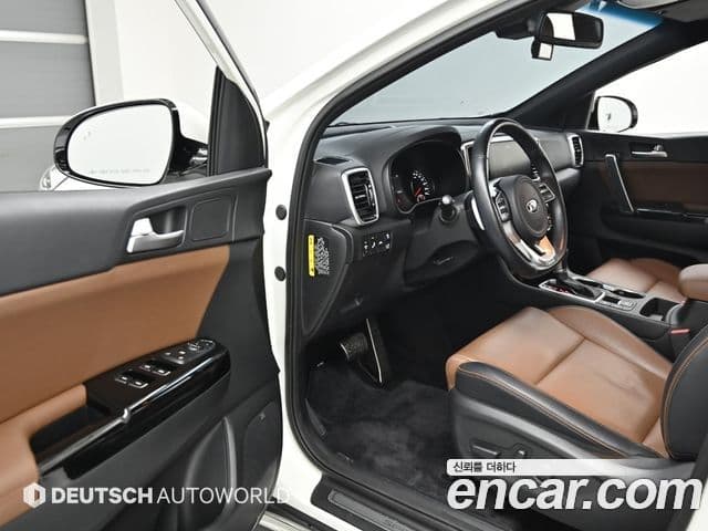 Kia Sportage The Bold 2020 — ფოტო 11/20