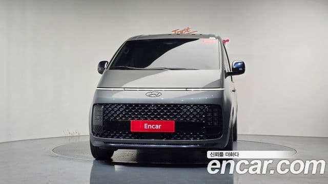 Hyundai Staria 2023 — Şəkil 3/20