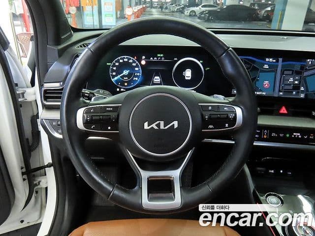 Kia Sportage 2023 — Фото 8/20