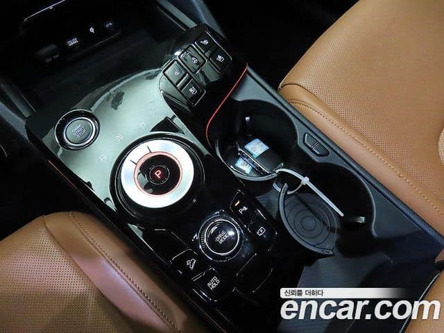 Kia Sportage 2023 — Фото 12/20