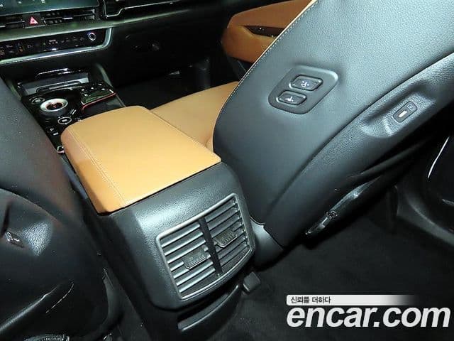 Kia Sportage 2023 — Фото 15/20
