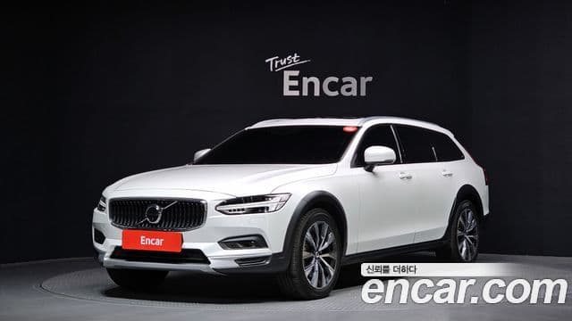 Volvo V90 Cross Country 2021 — ფოტო 1/20