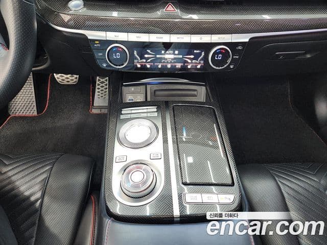 Genesis Electrified G80 2021 — ფოტო 13/20