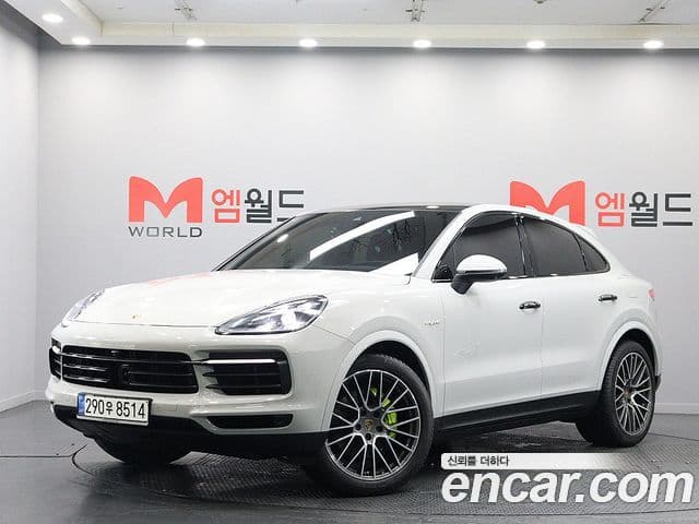 Porsche Cayenne 2020 — Фото 1/20