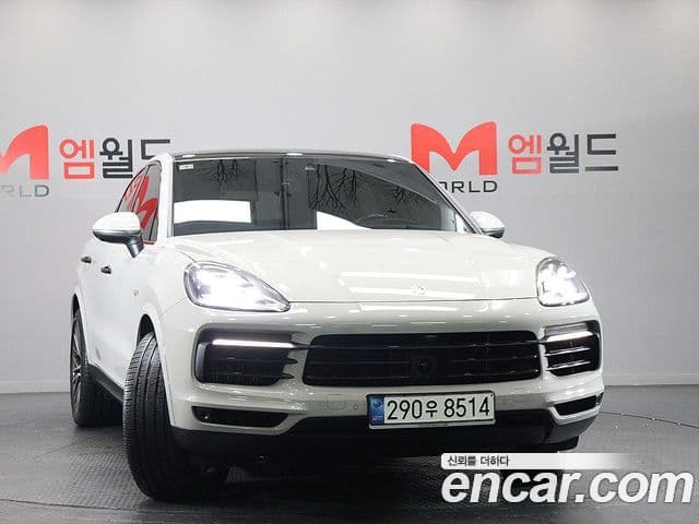 Porsche Cayenne 2020 — Фото 2/20