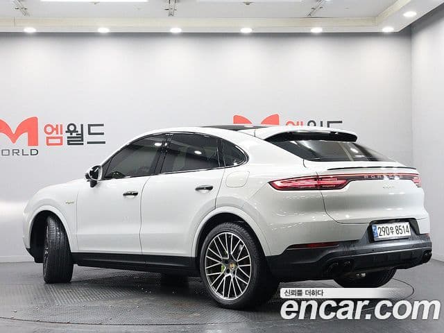 Porsche Cayenne 2020 — Фото 4/20