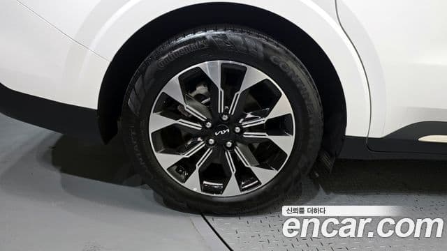 Kia Carnival 2022 — Фото 5/20