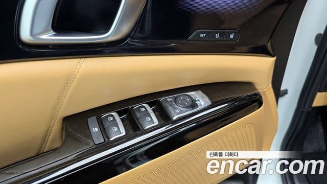 Kia Carnival 2022 — Фото 13/20