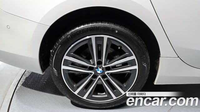 BMW 2 Series Gran Coupe 2023 — Фото 5/20