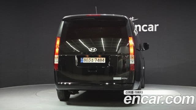 Hyundai Staria 2024 — фото 4 из 20