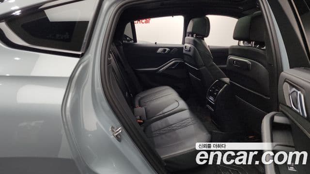 BMW X6 2024 — Photo 22/42
