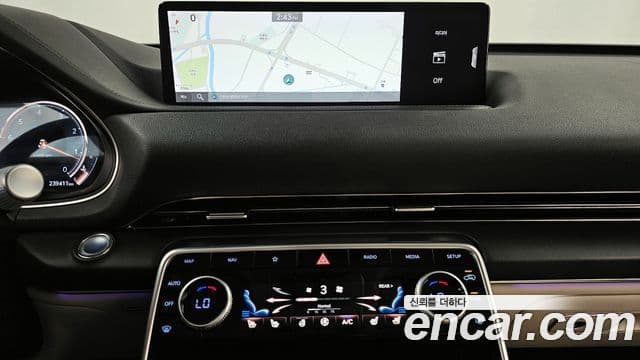 Genesis GV80 2020 — ფოტო 10/20