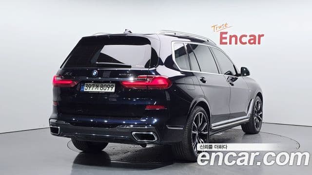 BMW X7 2021 — ფოტო 2/20