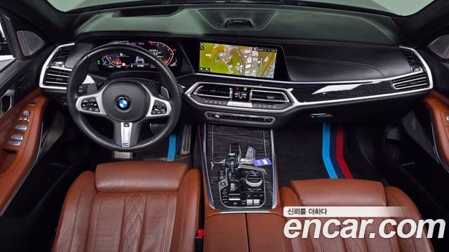 BMW X7 2021 — фото 7 из 20