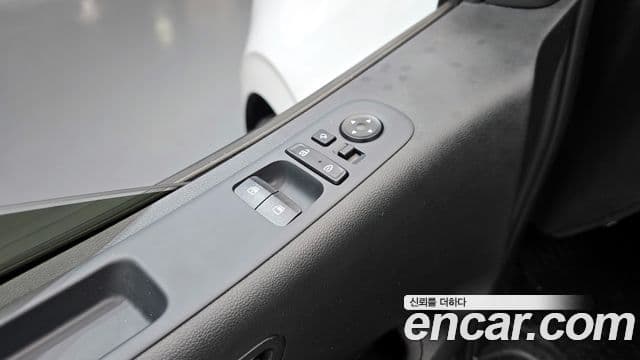 Hyundai Staria 2022 — фото 13 из 20